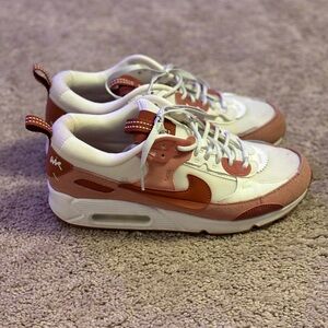 Nike Women's Air Max 90 size 8.5